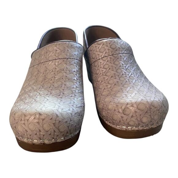 Sanita Women’s Purple Trim Clogs For Nurses, EU 35, US 4 - Picture 7 of 16